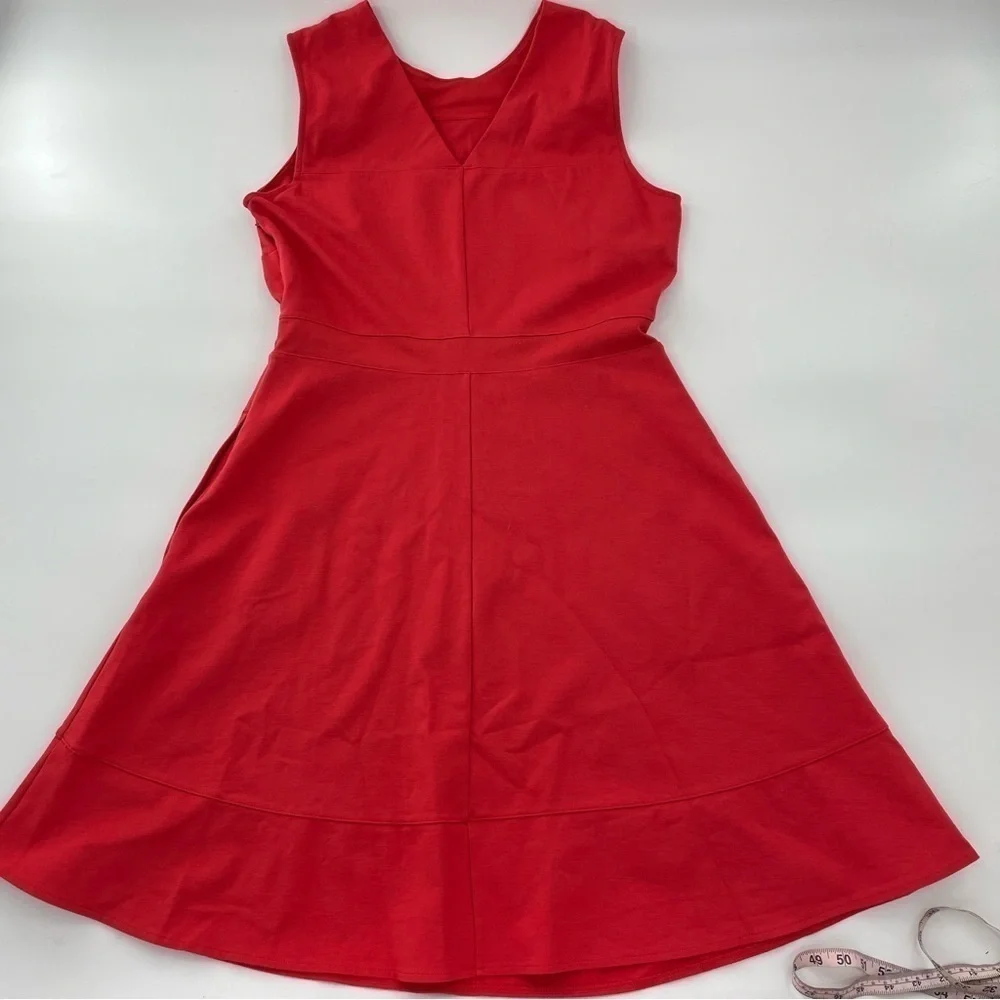 Lands‎ End Viscose Heavy Red V Back Sleeveless Skater Dress Size 14 Petite - Picture 12 of 13